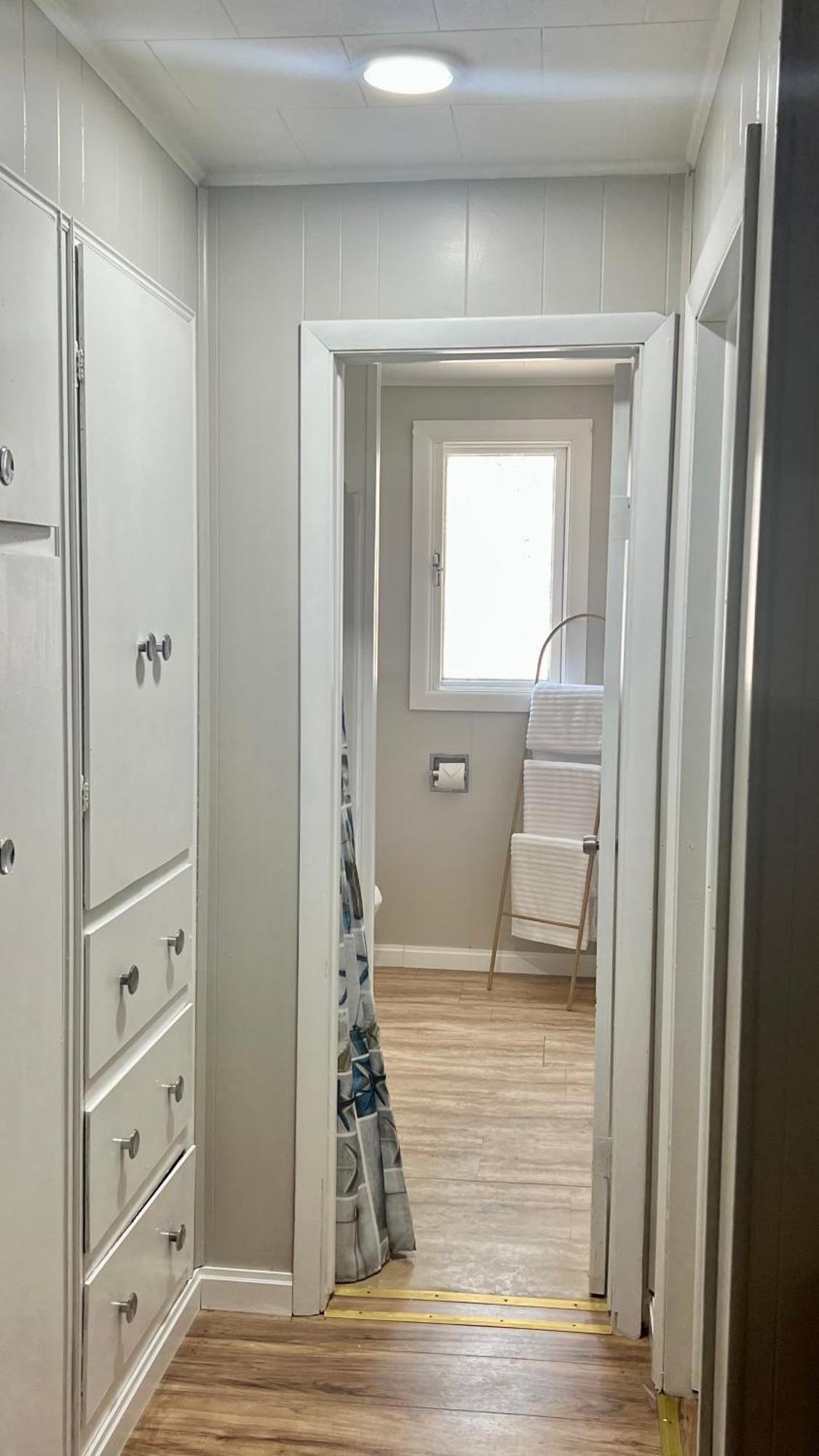 Cozy Buffalo Home-Sleeps 3 Лекаванна Екстер'єр фото